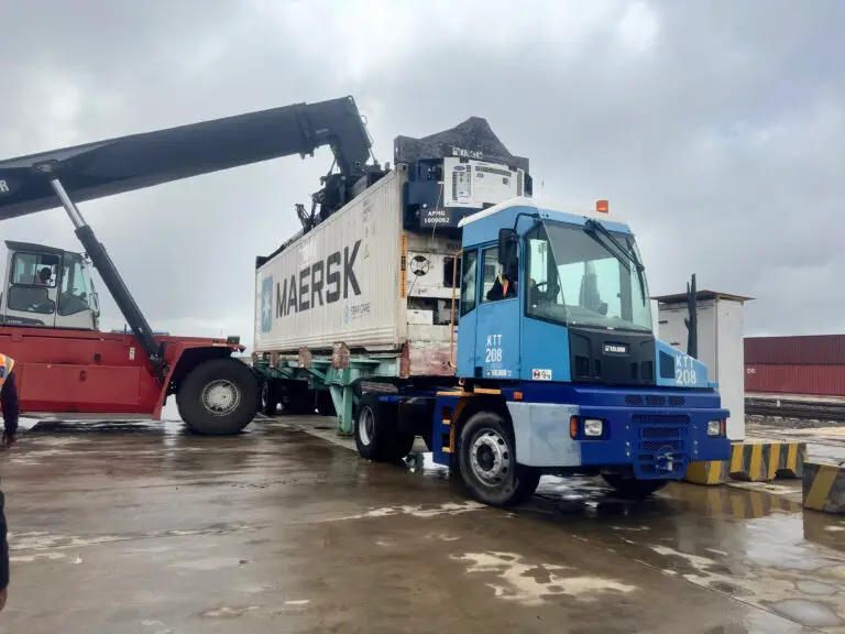 Piloting the shipment of flowers from air to sea at the Naivasha ICD